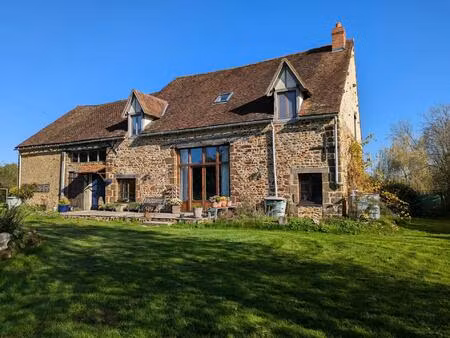 exceptionnelle conversion de grange de 3 chambres dans l'indre
