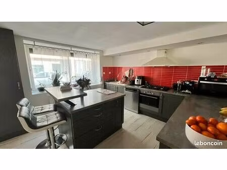 maison 4 pièces 120 m²