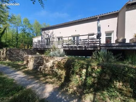 villa 5 pièces 132 m²