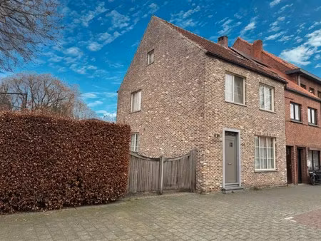 huis te huur in oud-turnhout met 3 slaapkamers