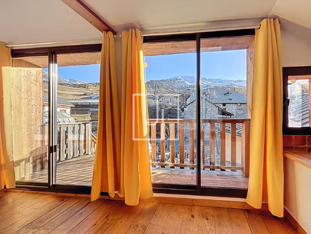 à vendre - appartement t4 rénové à jausiers  secteur lans -