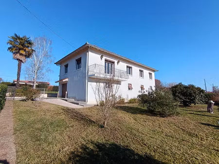 maison blajan 8 pièce(s) 188 m2