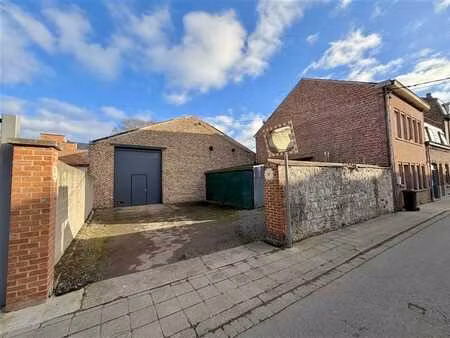 absil immobilière vous présente un entrepôt proche du centre