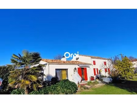 maison saint-just-luzac m² t-4 à vendre  337 500 €