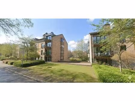 offre unique : 4 emplacements extérieurs à louvain  un inves