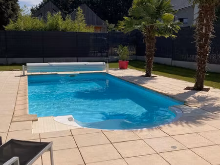 maison saint saturnin 7 pièces 199m2 avec jardin et piscine chauffée