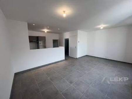 vente maison à chavagnes-les-redoux (85390) : à vendre / 104m² chavagnes-les-redoux