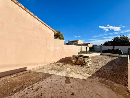 appartement 2 pièce(s) 22.70 m2 avec jardin  à saint martin de crau