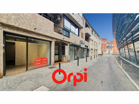 location commerce 17 m² à bandol (83150)