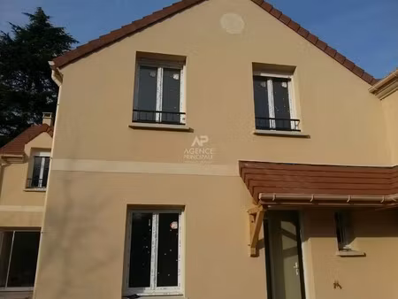 maison de luxe à louer à l'étang-la-ville : 3 000 €/mois | 166m²