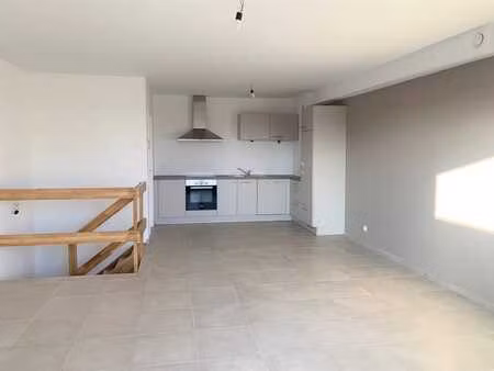 duplex 2 chambres -peb a