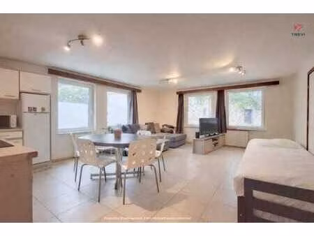 rez 3 chambres et 2 sdd - quartier biéreau lln