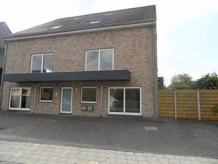 appartement à louer à overpelt € 825 (lisyg) - era carl tournier (lommel) | zimmo