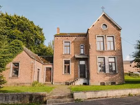 maison d'hab uni ou possibilité 4 logements