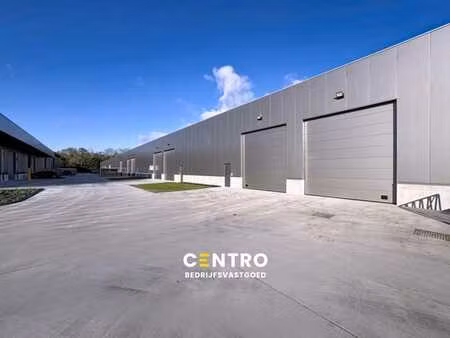 nb kmo-unit (227m²) met mezzanine (82m²) op verdieping  e...