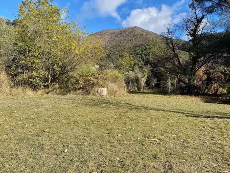 vente terrain 2400 m² à l'escarène (06440)  59 000 €