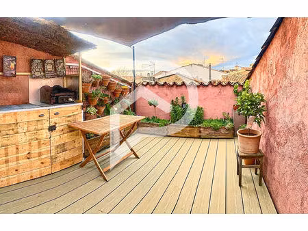 maison de village avec terrasse sans vis a vis au calme garage et cave a vinon sur verdon