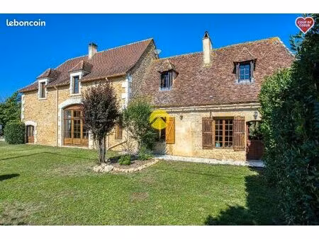 propriété 8 pièces 260 m²