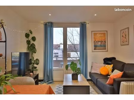 appartement 3 pièces 55 m²