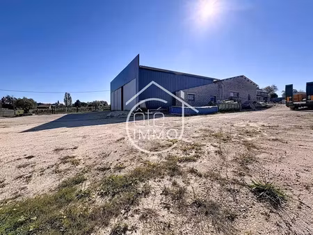 vente locaux professionnels 100 m² à fougueyrolles (33220)  320 000 €