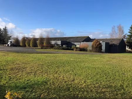 vente locaux professionnels 5 pièces 1460 m² à tourouvre au perche (61190)  370 000 €