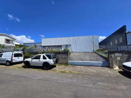 a vendre hangar zone de la mare