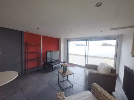 location meublée appartement 1 pièce 27 m² à pabu (22200)  450 €