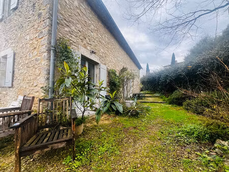 mas goudargues de 87 m2 sur 2894m2 de terrain avec annexe