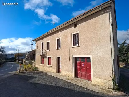 maison individuelle dans bourg