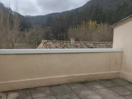 appartement 4 pièces 93 m²