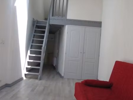 studio 1 pièce 32 m²