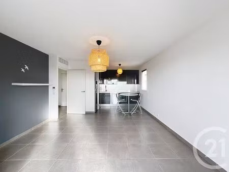 appartement t2 à louer - 2 pièces - 42 30 m2 - tanneron - 83 - provence-alpes-cote-d-azur