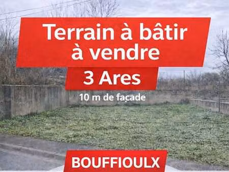 bouffioulx – beau terrain de 3 ares dans un quartier prisé
