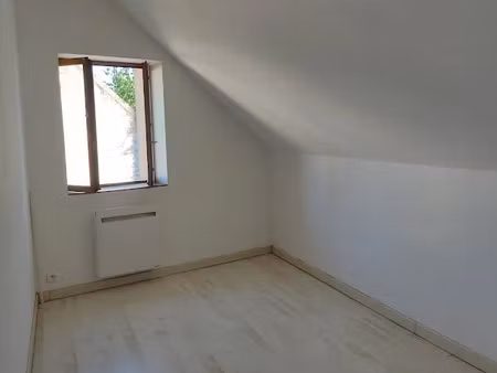 location maison 4 pièces 88 m² à dormelles (77130)  880 €