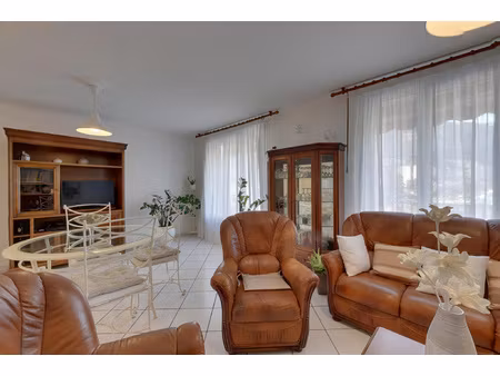 le pont de claix le canton 1  3 pieces + cuisine de 76m2 en