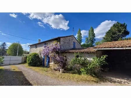 maison en pierre cherveux 5 pièces 126 m²