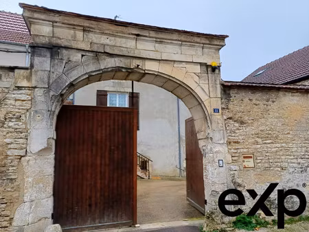 ancienne ferme aménagée en habitation : 155 m2 habitables dans
