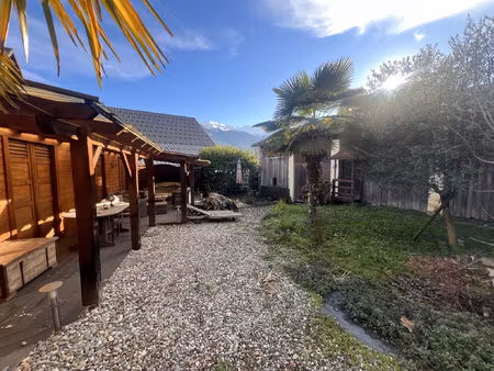 rare maison de caractère  une chambre gilly-sur-isère