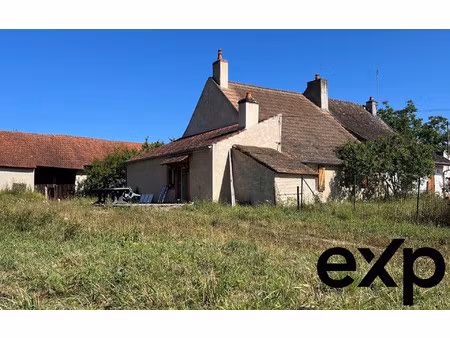 ensemble immobilier avec maison rénovée + longère à rénover