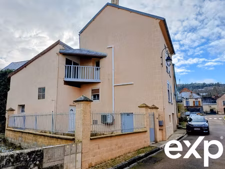 maison de village 6 pièces : le charme de l'ancien allié à un