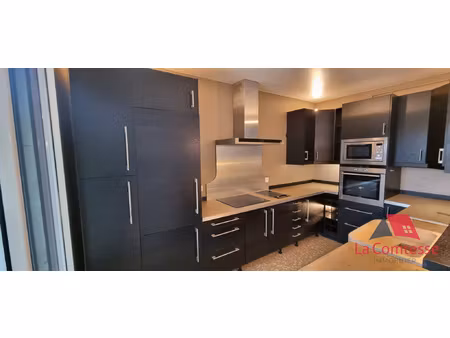 t3 avec terasse et jardin