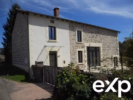 maison familiale en pierre entièrement rénovée à busserolles