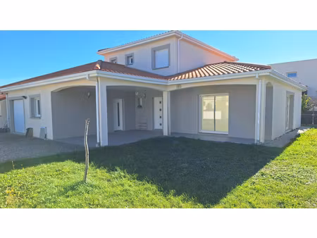 maison t6 le cendre à vendre