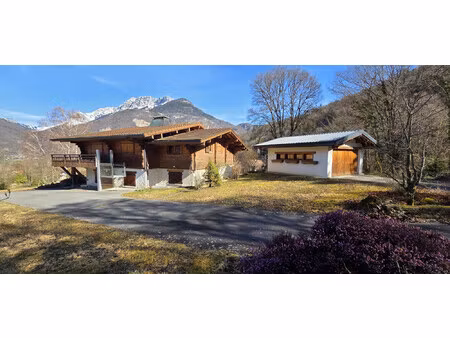 villa à vendre à giez