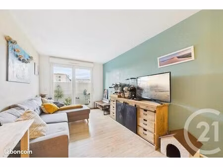 appartement 3 pièces 49 m²