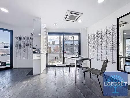 local d'activité neuilly plaisance 40 m2 environ