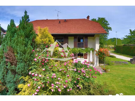 ferme de charme 8 pièces à cuvat : 3 chambres + t1 annexe dans