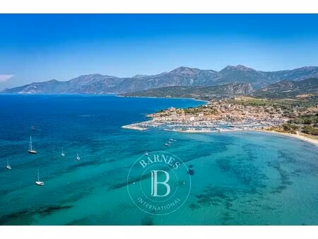 off market  exclusivité  haute corse  hôtel de prestige  piscine  plage à pied