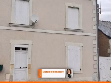 maison de ville avec jardin d’environ 90 m²  3 chambres  dépendances et fort potentiel