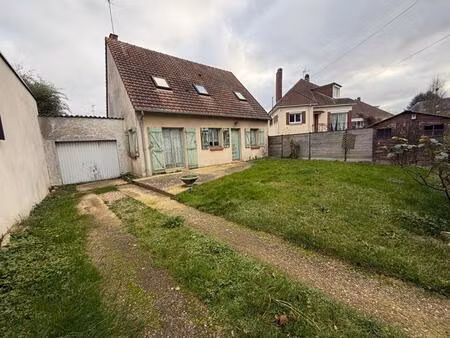 maison avec garage bihorel village